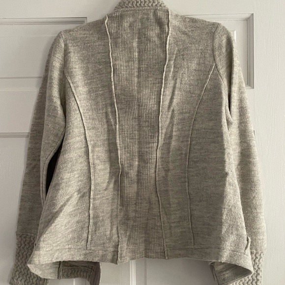 Anthropologie Sparrow gray zip cardigan/jacket size small - Picture 2 of 8